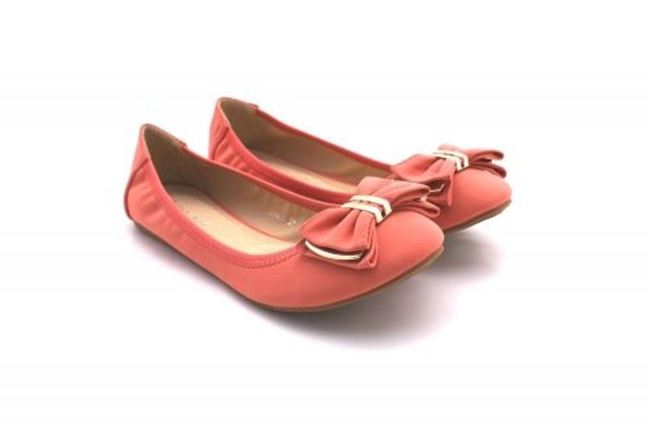 Obuta mačka, 12,99 EUR