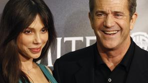 Mel je svojo ženo Robyn zapustil zaradi Oksane. (Foto: Reuters)