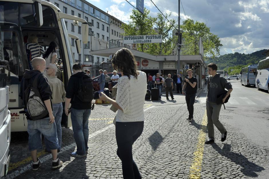 slovenija 14.05.13, avtobusna postaja Ljubljana, avtobusna postaja, avtobus, pos | Avtor: Anže Petkovšek