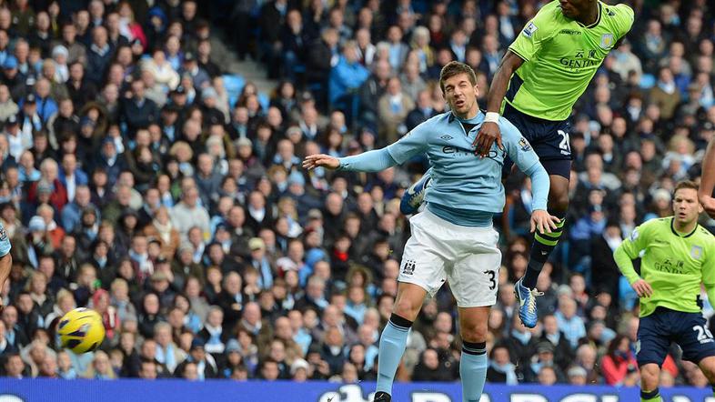 Benteke Nastasić Manchester City Aston Villa Premier League angleška liga prvens