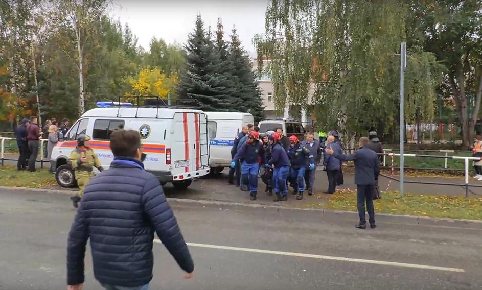 Streljanje na ruski šoli v Iževsku