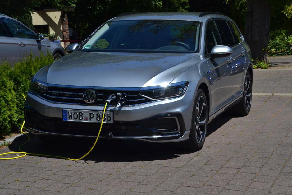 Volkswagen passat GTE | Avtor: Gregor Prebil
