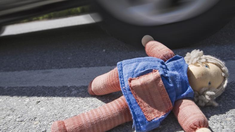 otrok nesreča cesta