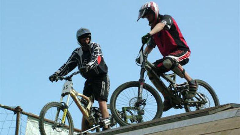 Ajdovščina bo v petek in soboto gostila neustrašne gorske kolesarje.