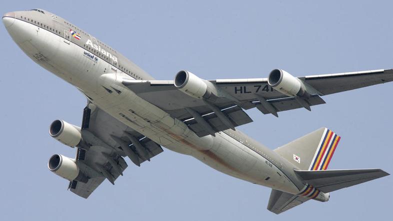Se bodo tudi ostale letalske družbe odločile za uporabo bioloških goriv?