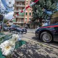Umor v Italiji - fotografija je simbolična