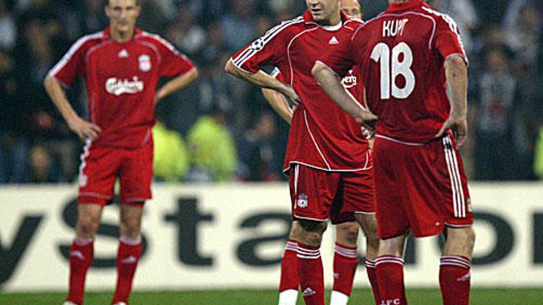 Nogometaši Liverpoola so se znašli v težavah.