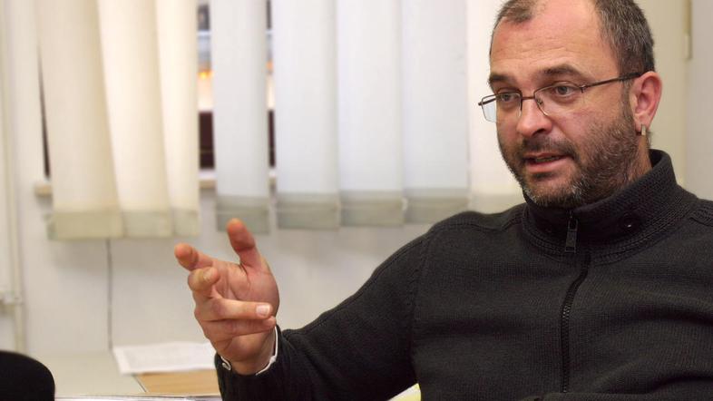 "Informacije in vedenje so premoženje našega podjetja, ki nam bo omogočilo uspeh