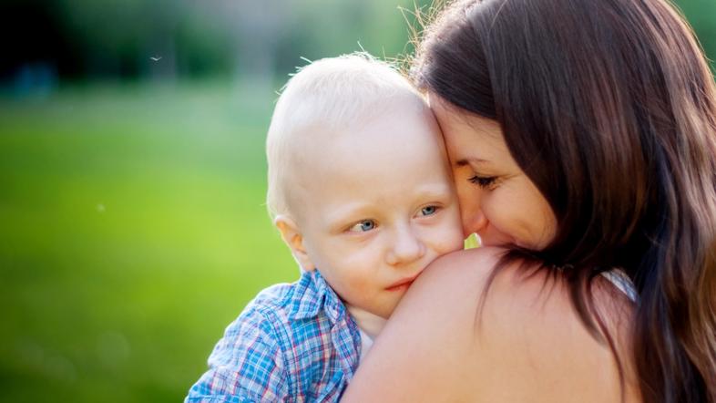 Zivljenje 02.09.13, cerebralna paraliza, otrok, mati, skrbnica, foto: shuttersto