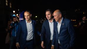 Anže Logar, Janez Janša