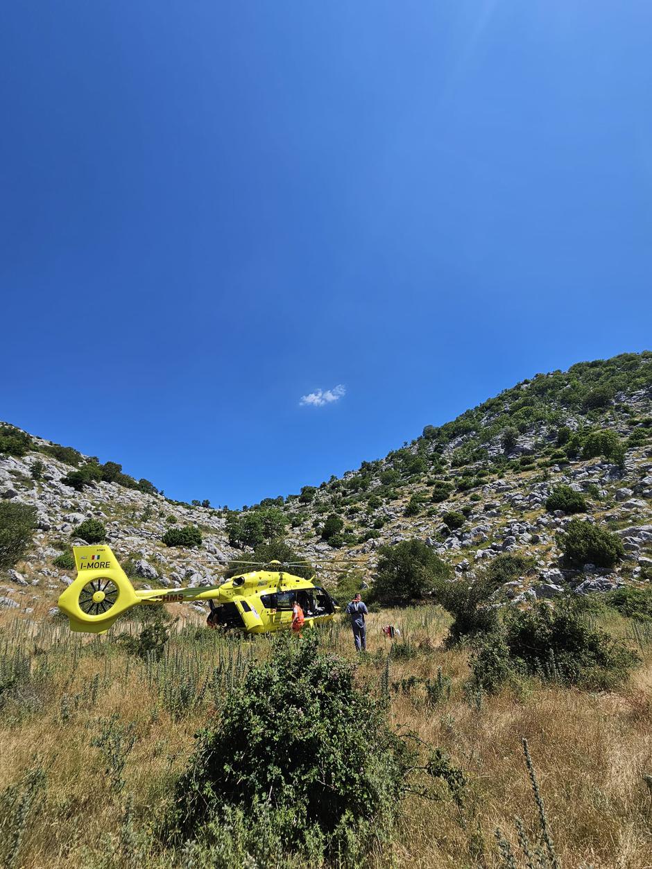 Nujna helikopterska medicinska pomoč | Avtor: Osebni arhiv Tomaža Mrlaka