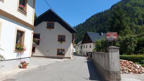 Železniki, ozka cesta