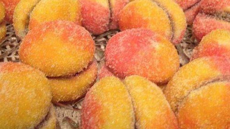 Rdečelične in prikupne.