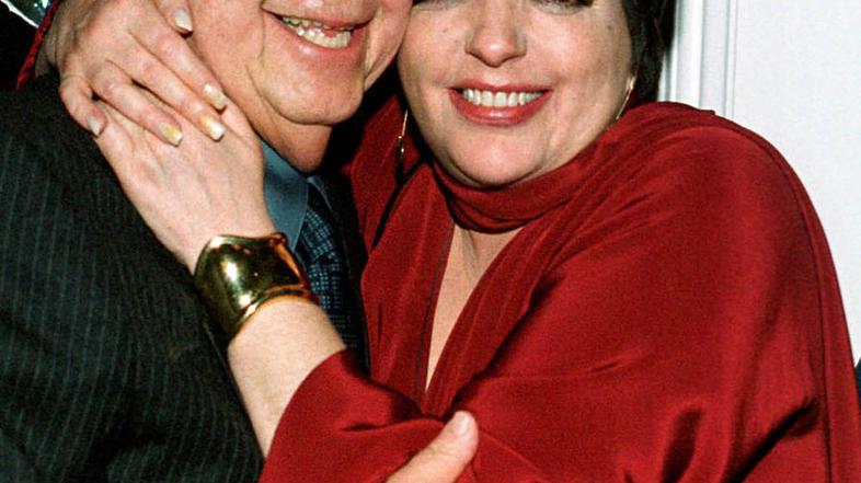 Tom Bosley je v seriji Srečni dnevi zaigral Richieja Cunninghama, očeta glavnega