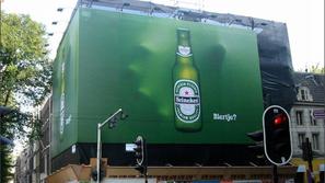 Heinekenov polletni zaslužek je bil zaradi kazni manjši kar za tretjino.