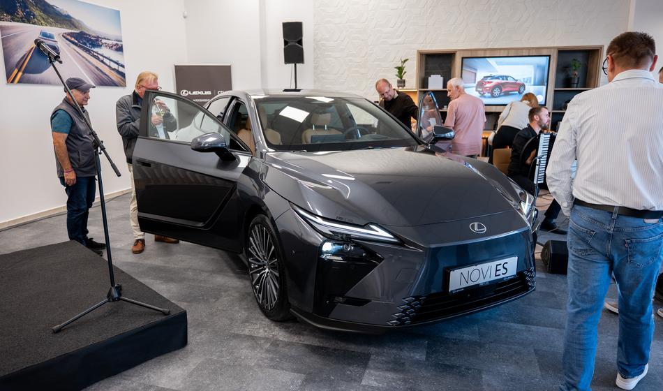 Lexus v Celju: prestižna znamka odprla nov salon