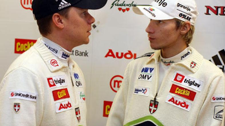 Glavni trener Ari-Pekka Nikkola in rojeni letalec Robert Kranjec