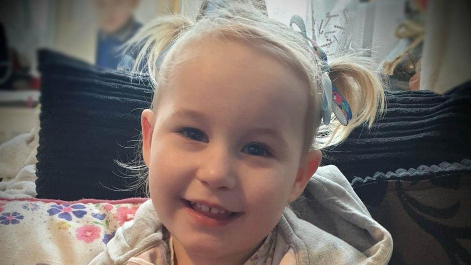 Lola James | Avtor: Sky News