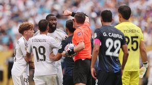 Rasistični incident med Rüdigerjem in Cabralom