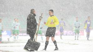 Tekma Maribor - Olimpija Pokal Slovenije Ljubljana sodnik Jug lopata delavec