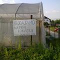 Vrtnarija Ravnikar že deluje na novi lokaciji, prav tako na Koželjevi ulici, a b