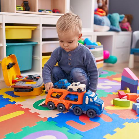 Igrače, prazniki, božič