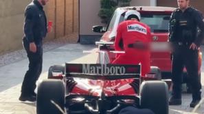 Prijet voznik formule