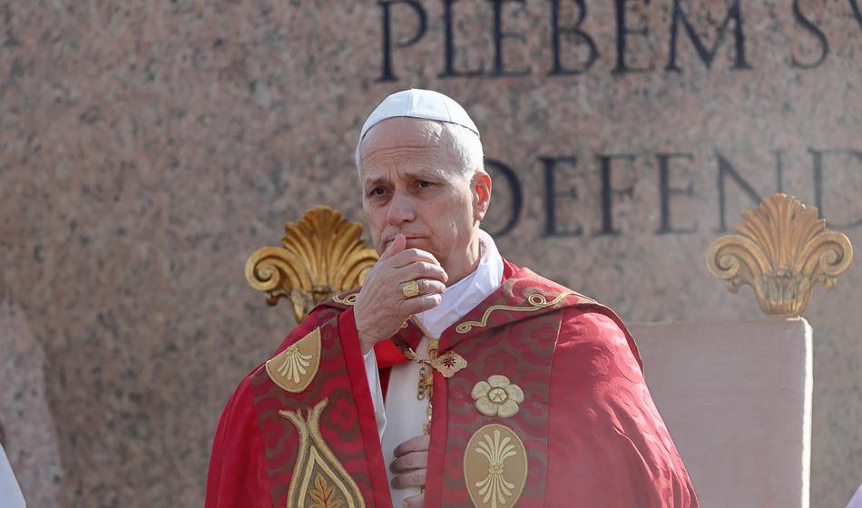 Papež: "Vaše roke so polne krvi!"