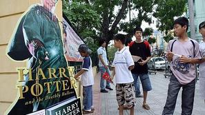Tudi sedma knjiga o Harryju Potterju se v Vietnamu odlično prodaja.