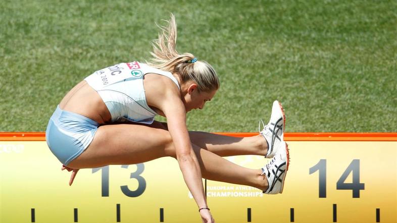 Snežana Rodič je skočila osebni rekord, ko je bilo najbolj treba. (Foto: Reuters