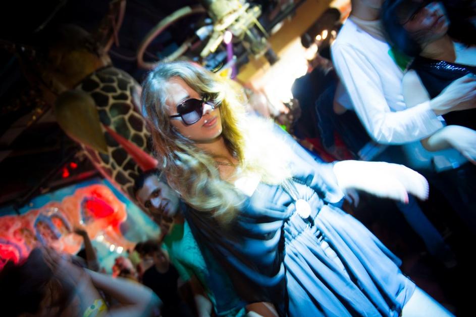 Paul Kalkbrenner zavladal Ambasadi