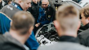 12 Tehnološka konferenca o vzdrževanju motornih vozil.