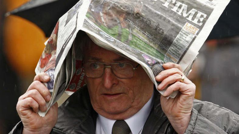 Zaradi slabega vremena so odpovedali tudi konjske dirke v Cheltenhamu.