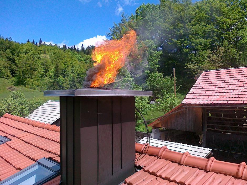 Dimniški požar  | Avtor: Sandi Lepoša