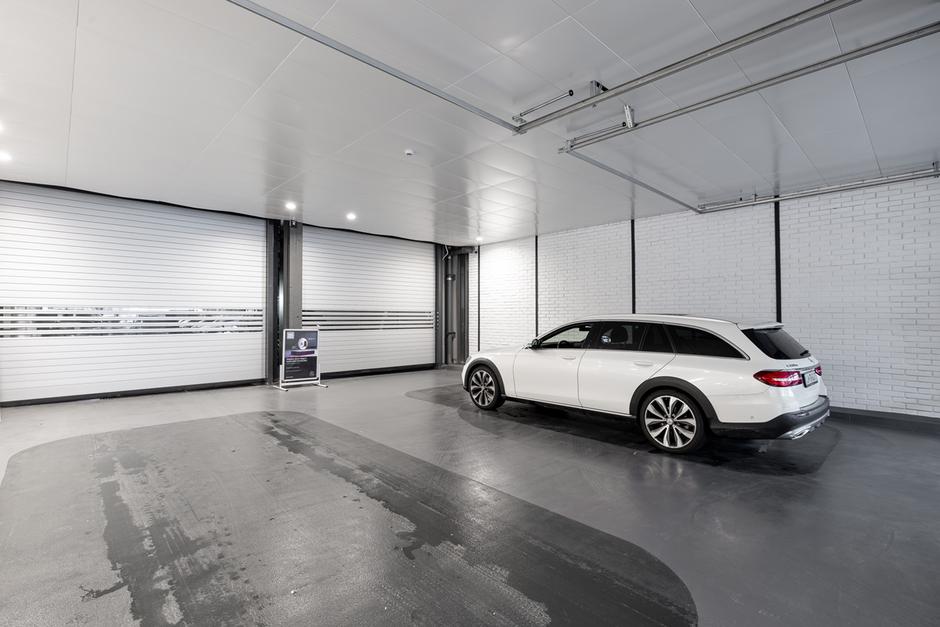 Mercedes-Benz otvoritev prenovljenega salona in servisa | Avtor: Žiga Intihar/Emil Frey