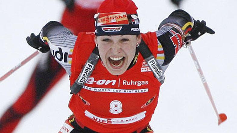 Magdalena Neuner je tudi po SP premočna za tekmice.