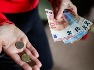 denar, bankovci, gotovina, kovanci