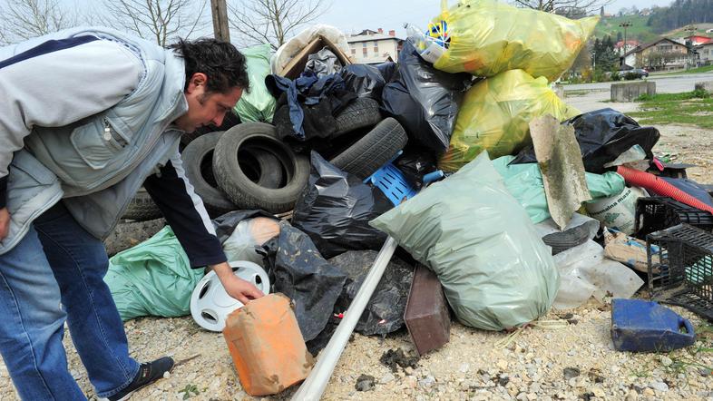 V akciji Očistimo Slovenijo smo Slovenci in Slovenke združili moči. (Foto: Grego