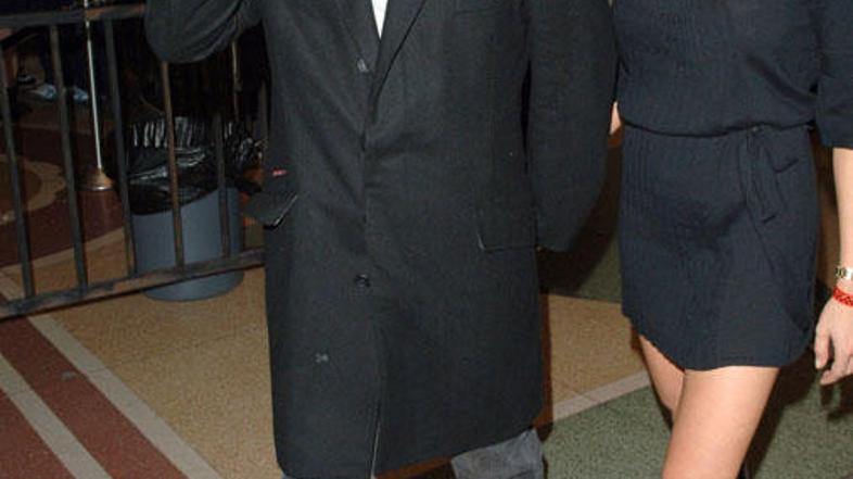 Od zdaj naprej bosta le prijatelja.