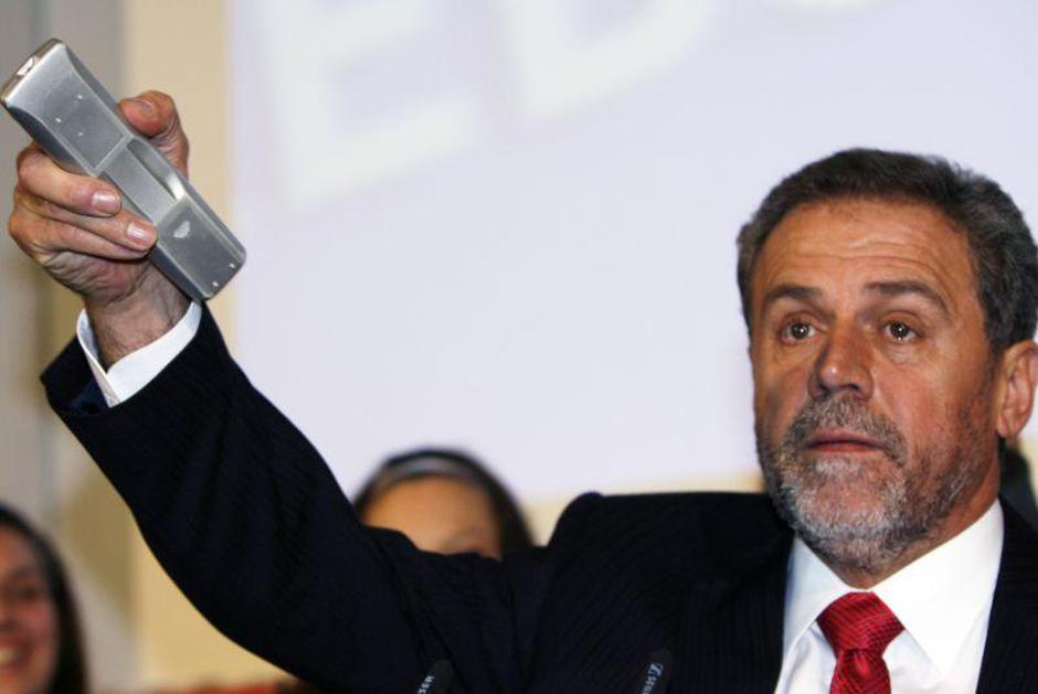 Milan Bandić se je nad nasprotnika spravil s spornim videospotom in letakom. (Fo | Avtor: Žurnal24 main