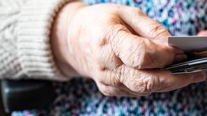 starejši, upokojenci