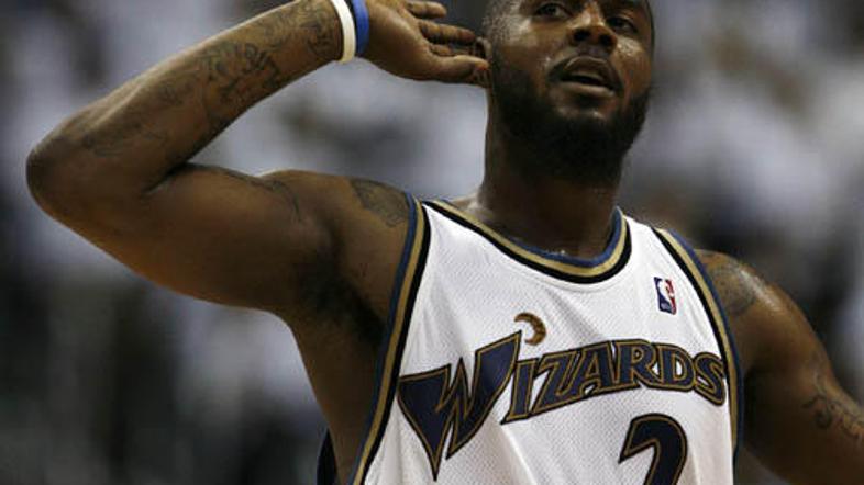 Stevenson je tokrat imel razlog za širokoustenje, z 19 točkami je bil prvi strel