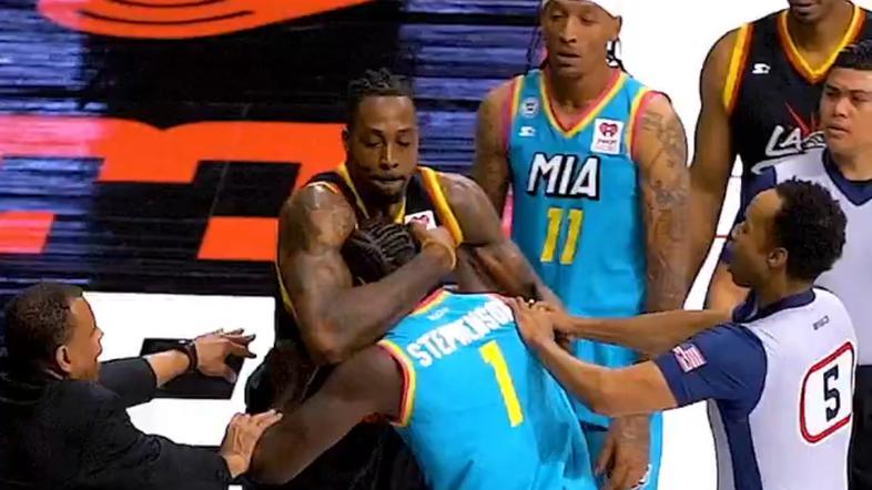 Dwight Howard in Lance Stephenson