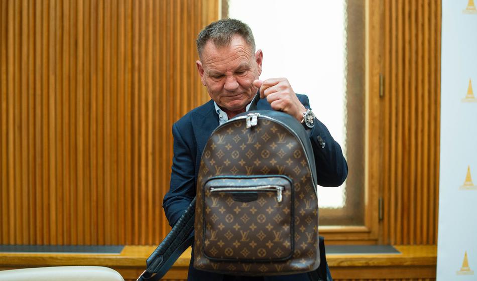 Franci Matoz je dal upravnim enotam stroga navodila