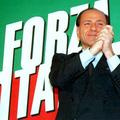 Berlusconiju se znova smeji.