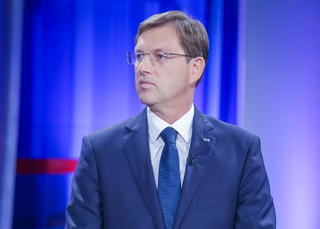Miro Cerar na soočenju predsednikov strank