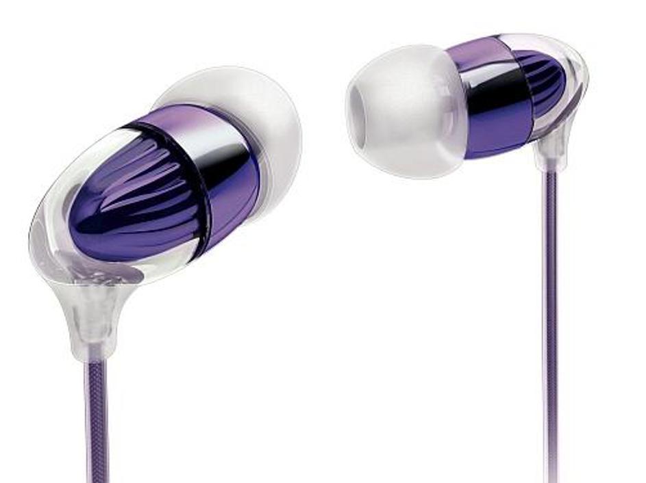 Vijolična je letos "nova črna" ...