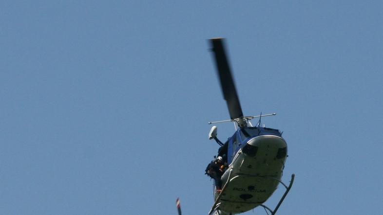 gorski reševalci, reševanje, plezalec, helikopter, gorsko reševanje