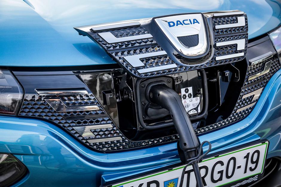 predstavitev Dacia Spring | Avtor: Saša Despot