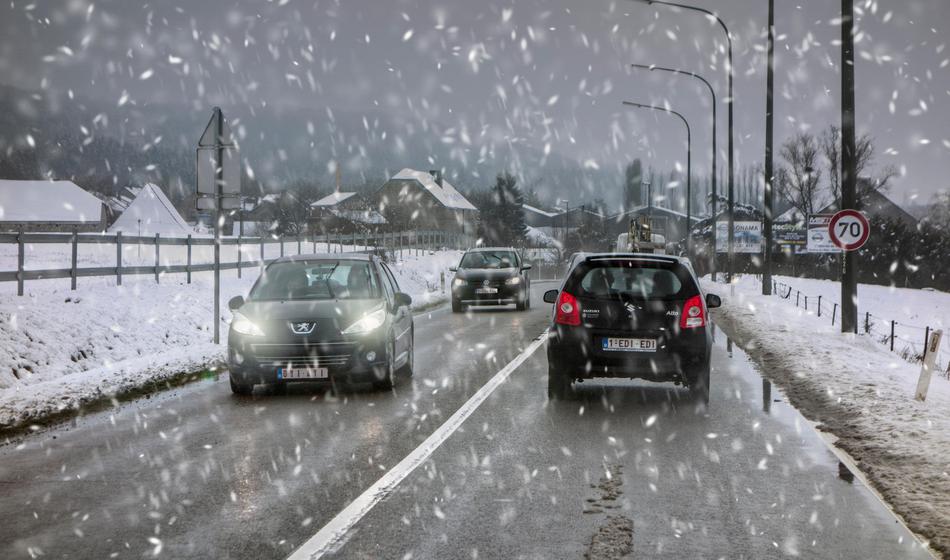 Zadnja napoved: Meja sneženja še 200 metrov nižje
